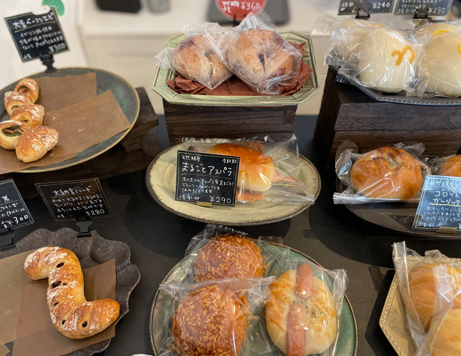 Lotta Tableのパン