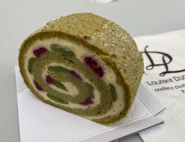 ローラン・デュシェーヌの「抹茶ロール」